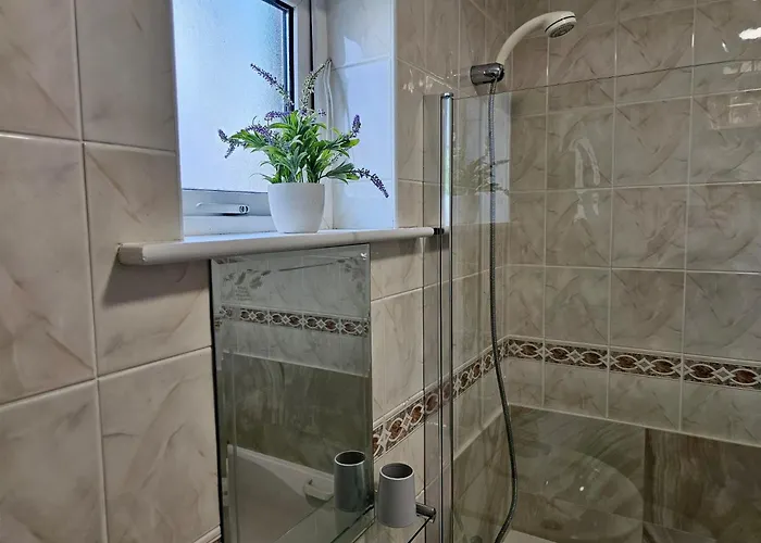 Luxury Oceanside Getaway